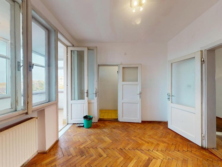 Apartament cu 4 camere decomandat în Iosefin