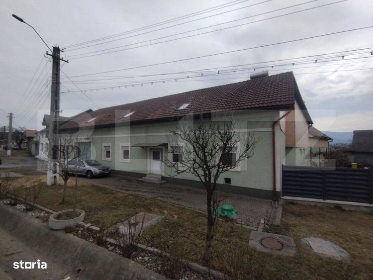Casă cu 4 camere în Coldău
