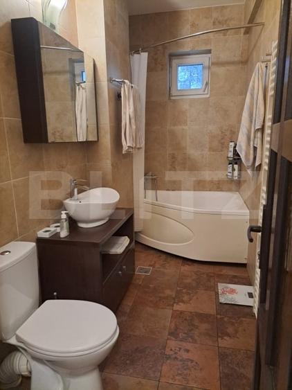 Apartament cu 3 camere decomandat, mobilat în Plopilor