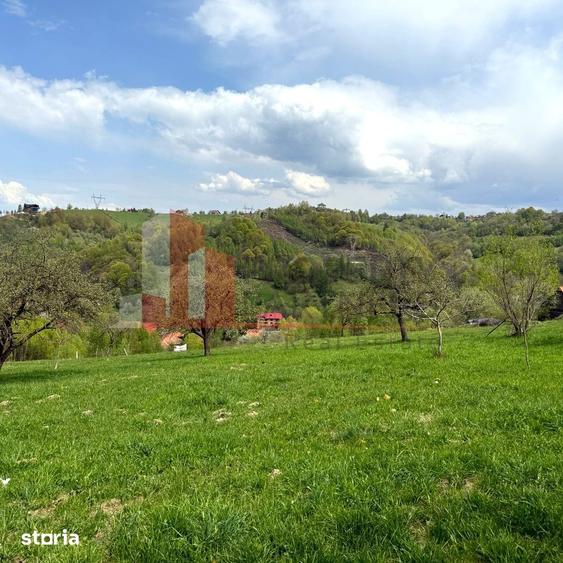 Casă cu 5 camere cu Canalizare în Bran