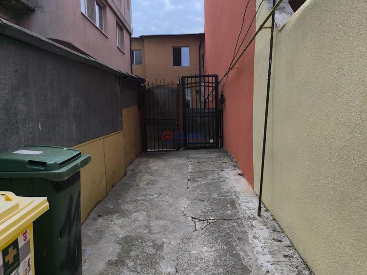 CENTRU - Casa solida cu etaj ,la pret de apartament ! - 15