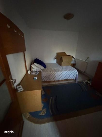 Casă cu 4 camere în Șimnicu de Jos