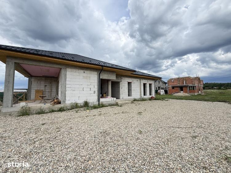 Casă cu 4 camere în Central