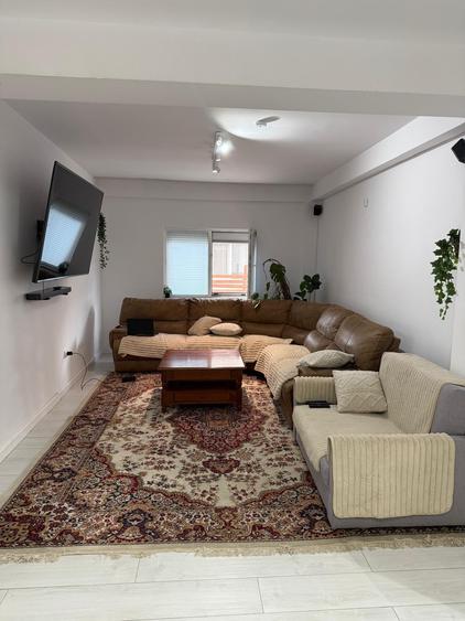 Apartament cu 3 camere decomandat în Militari