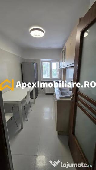 Apartament cu 3 camere decomandat, mobilat în Lacul Tei