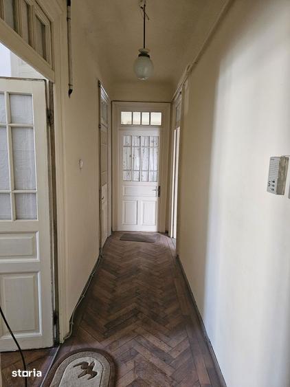 Apartament cu 5 camere, mobilat în Unirii