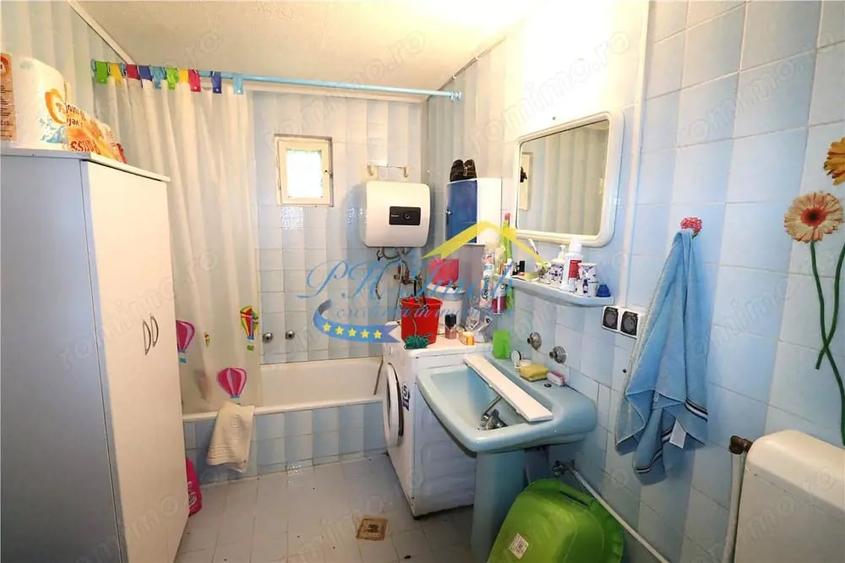 Casă cu Teren 3043 Mp în Provița de Sus