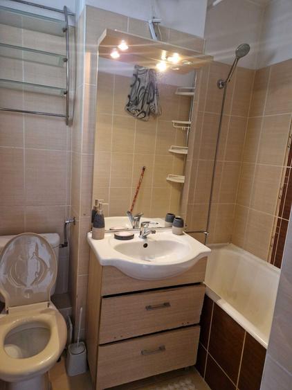 Apartament cu 2 camere în Micro 15