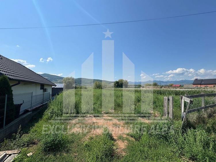 Teren Construcții intravilan de 1385 mp, în Micești