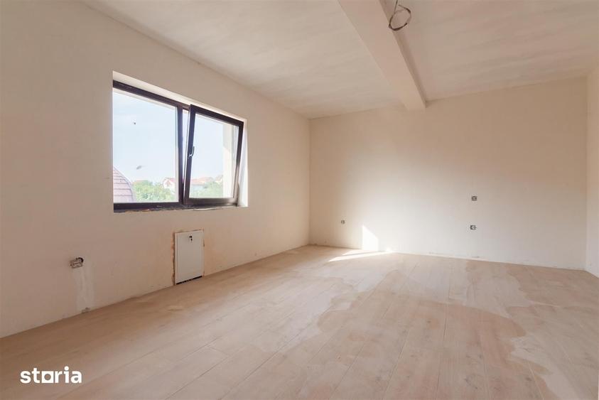 Casă cu 4 camere cu Teren 700 Mp în Oncea