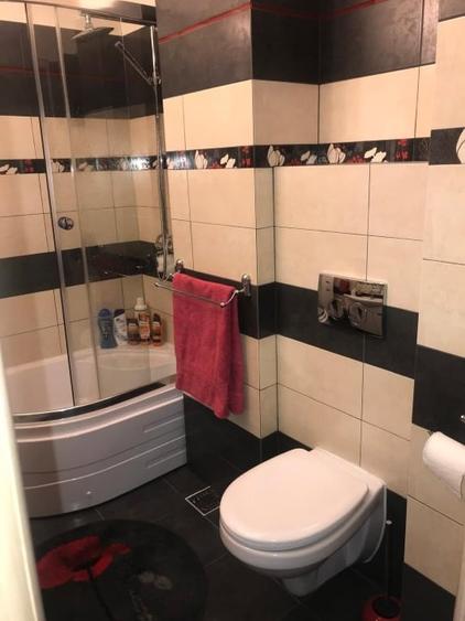 Apartament cu 3 camere decomandat, mobilat în 1 Mai