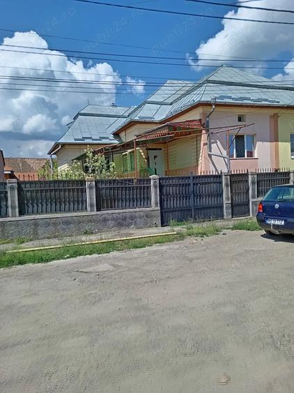 Casă cu 5 camere în Turda
