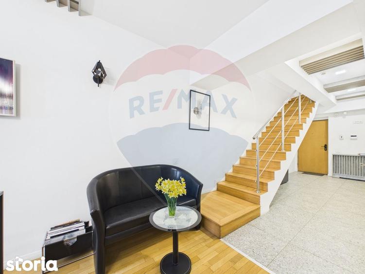 Apartament 4 camere recompartimentat din 3, P-ta Unirii | Parcare - 2