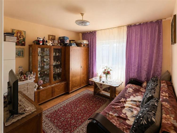 Apartament cu 2 camere decomandat, mobilat în Lazaret