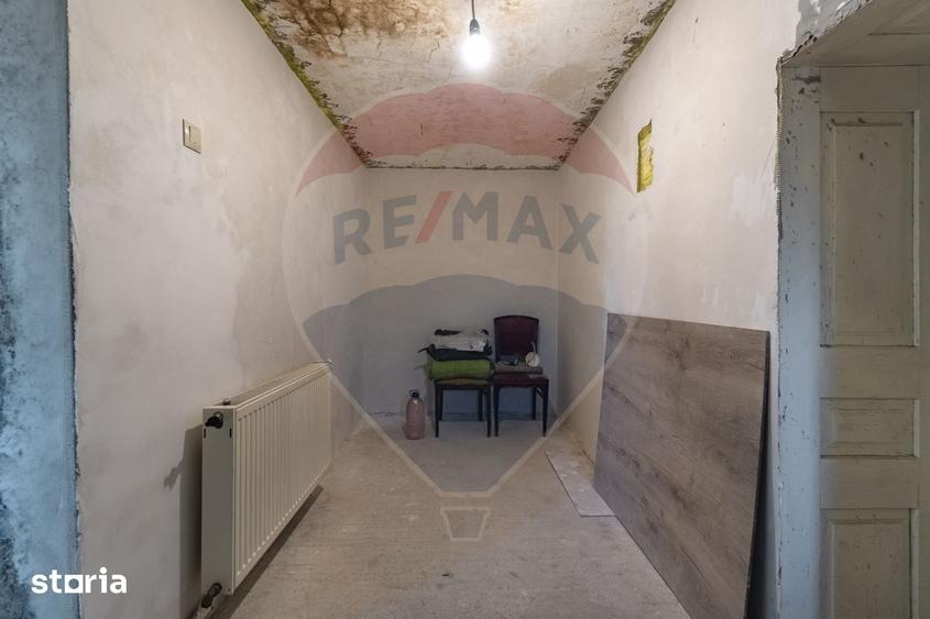 Casă cu 3 camere cu Teren 609 Mp în Părău