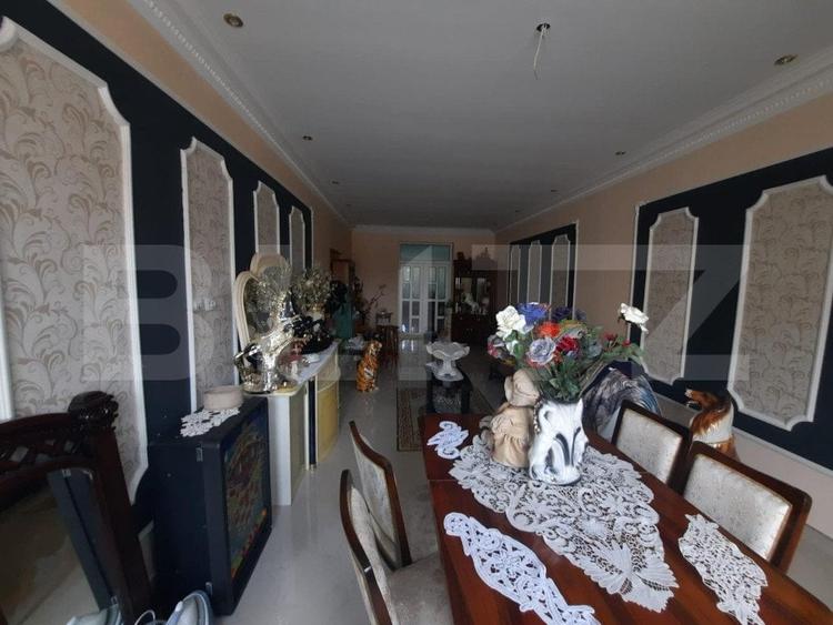 Casă individuală cu 12 camere cu Teren 1050 Mp în Steaua