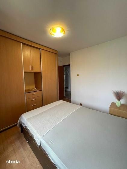 Apartament cu 3 camere decomandat, mobilat în Paltiniș