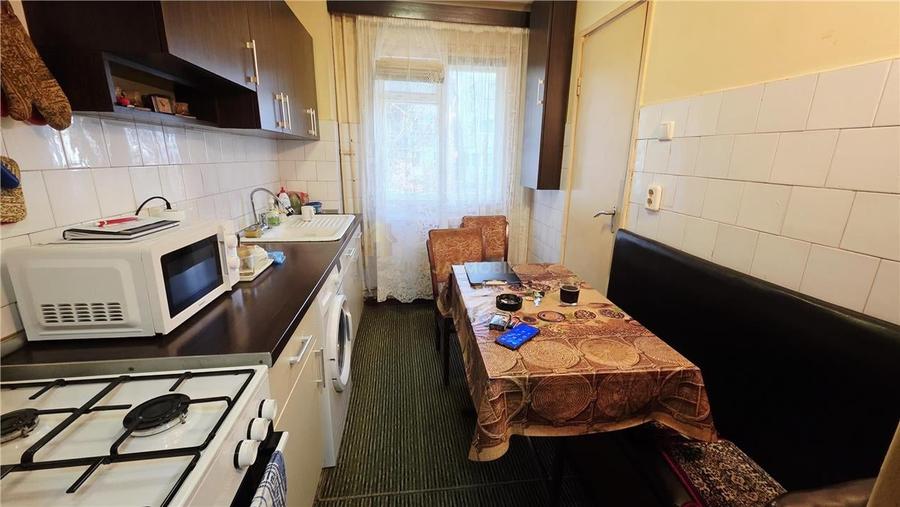 Apartament cu 3 camere decomandat, mobilat în Mănăștur — fotografia 1
