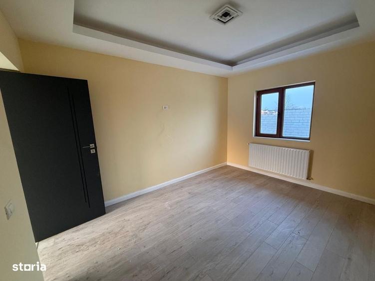 Casă cu 4 camere în Clinceni