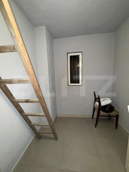 Casă individuală cu 4 camere cu Teren 5594 Mp în Crișcior