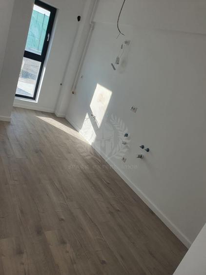 Apartament cu 2 camere decomandat în Albert