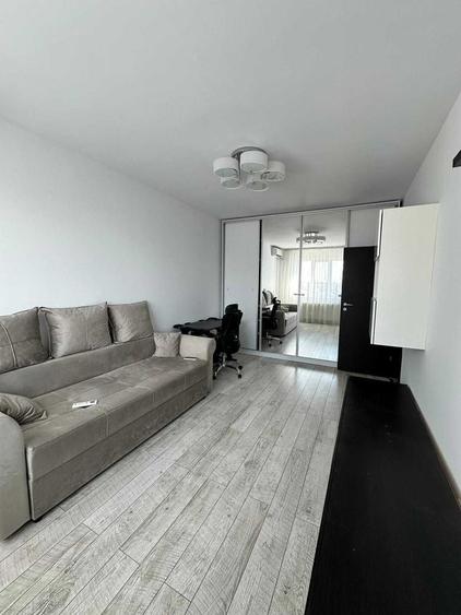 Salaj, stb Bacau, 20 minute Unirii, bloc nou, centrala, 2 ac, loc parcare - 4