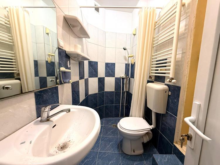 Casă individuală cu 4 camere cu Canalizare în Rahova