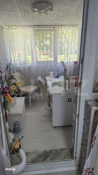 Apartament cu 3 camere decomandat în Podu Roș