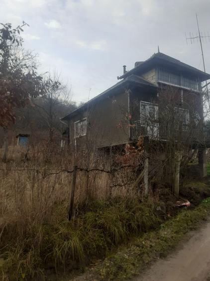 Casă cu 3 camere în Central