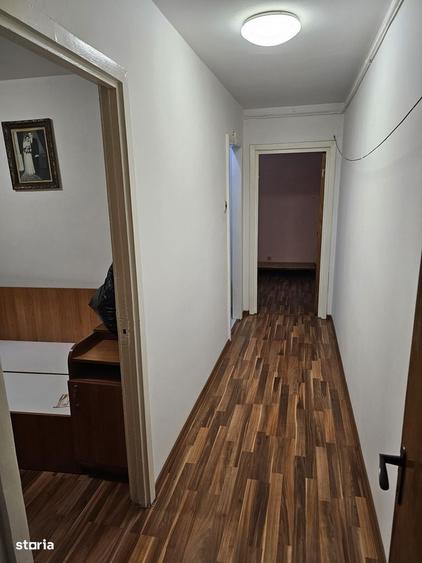 Apartament cu 3 camere în Militari