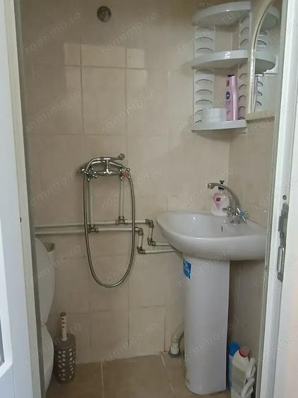 Garsonieră decomandată în Dâmbovița