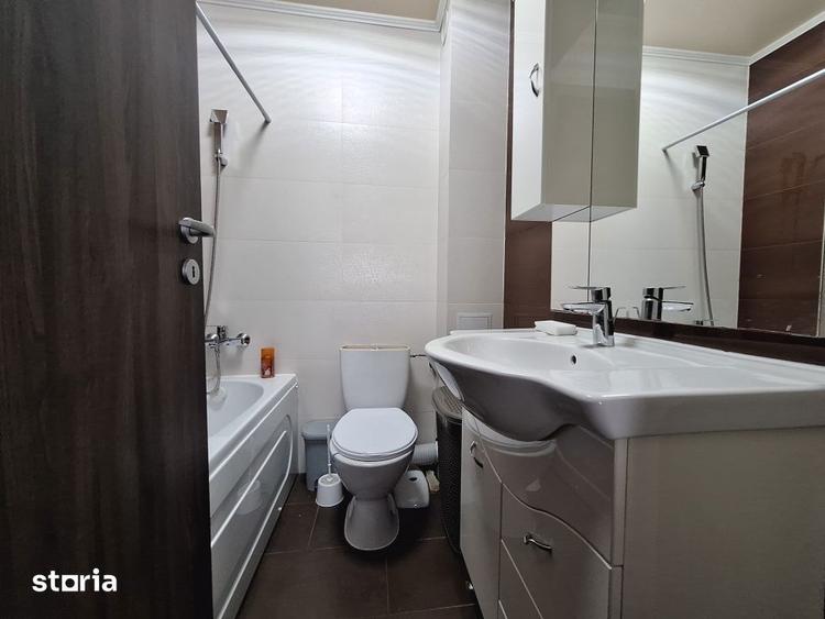 Apartament cu 2 camere decomandat, mobilat în Est