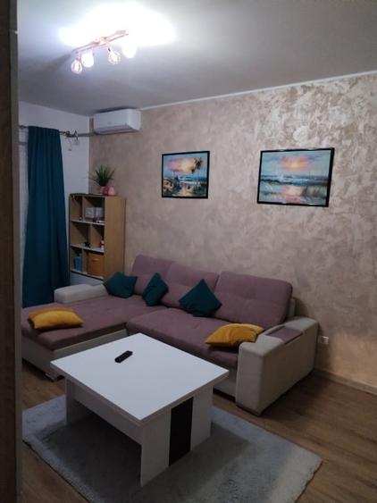 Apartament cu 2 camere decomandat, mobilat în Giroc