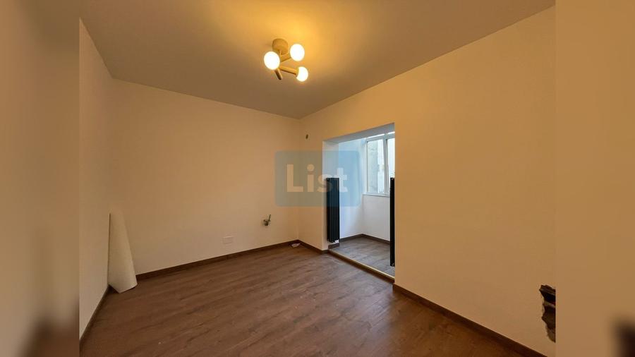 Apartament cu 3 camere decomandat în Semicentral
