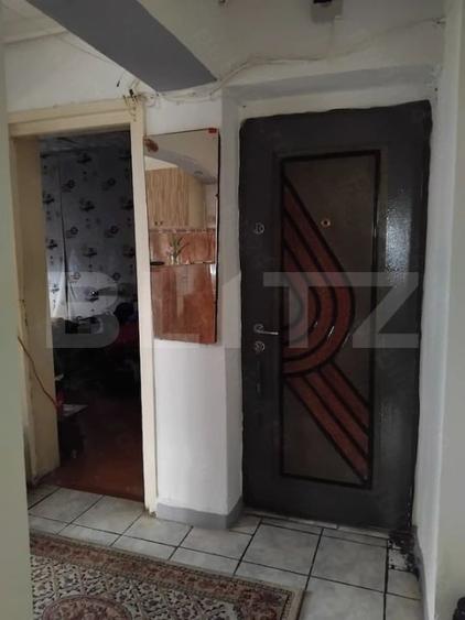 Apartament cu 3 camere decomandat, mobilat în Câmpia Turzii