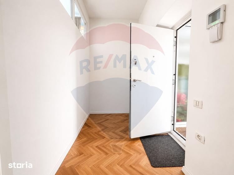 Apartament cu 4 camere în Centrul Istoric