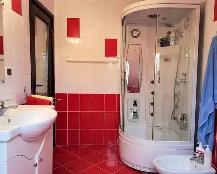 Casă individuală cu 5 camere cu Canalizare în Mogoșoaia