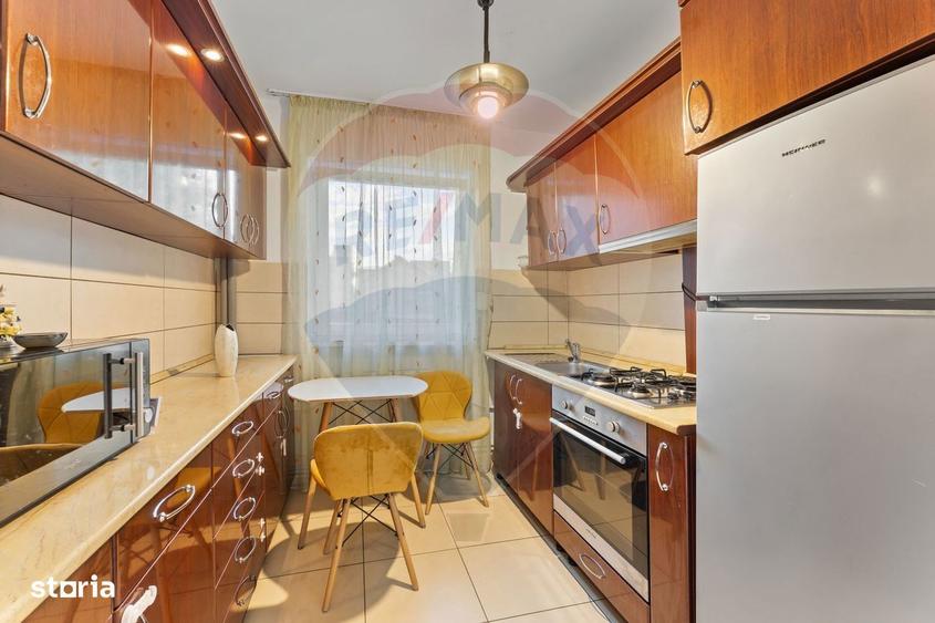 Apartament cu 2 camere semidecomandat, mobilat în Central
