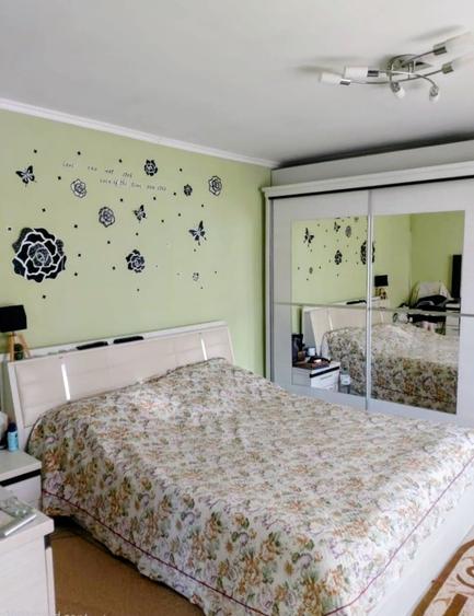 Casă cu 6 camere cu Canalizare în Chiscani