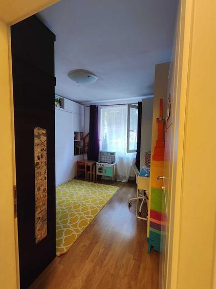 Apartament cu 2 camere semidecomandat în Exterior Vest
