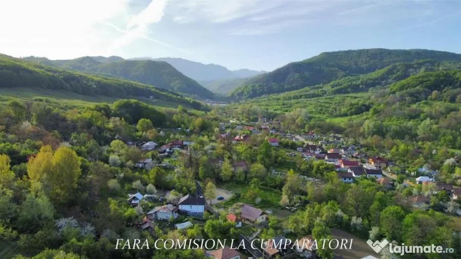 Teren de 992 mp, în Păușești