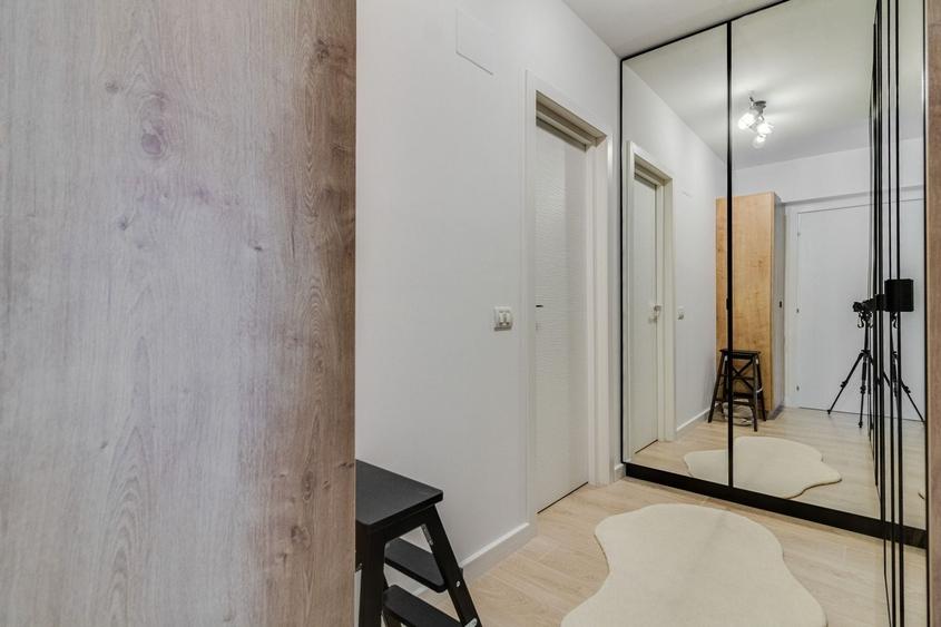 Apartament cu 3 camere decomandat, mobilat în Mogoșoaia