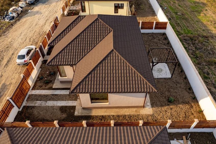 Casă individuală cu 4 camere cu Teren 400 Mp în Viile Noi