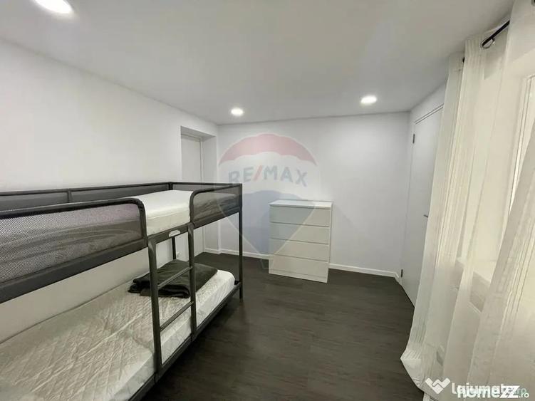 Casă cu 4 camere cu Teren 1397 Mp în Poiana