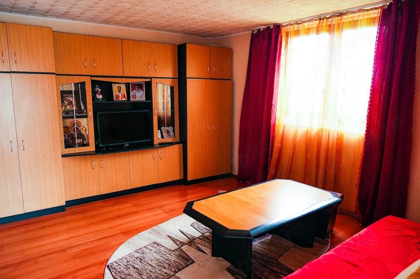 Casă cu 3 camere cu Canalizare în Sânnicolau Mic