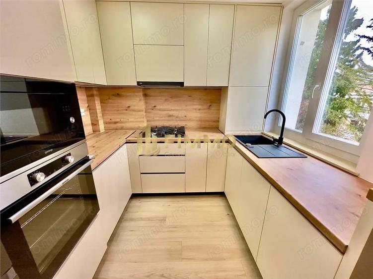 Apartament cu 2 camere, mobilat în Central