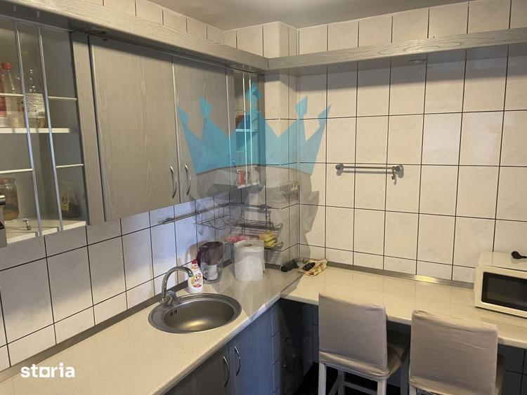 Apartament cu 3 camere, mobilat în Tineretului