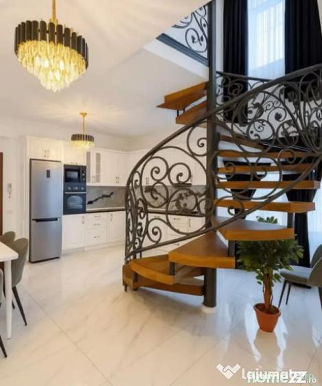 Apartament cu 5 camere decomandat în 1 Mai
