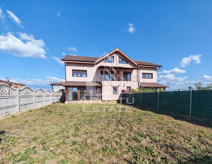 Duplex cu 5 camere cu Canalizare în Giarmata