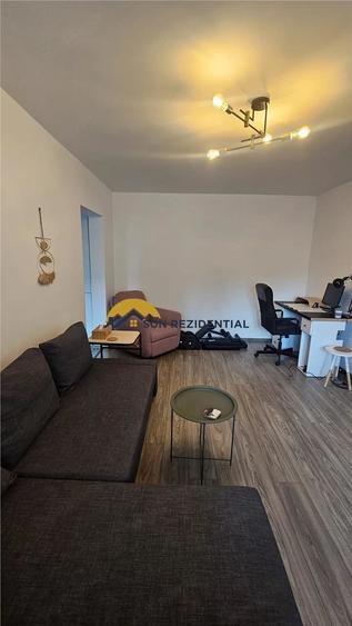 Apartament cu 2 camere semidecomandat în Tineretului